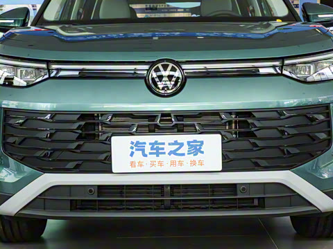 2025�� ̽��L 300TSI ������Ӣ