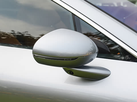 2025�� ���� Ultra��������