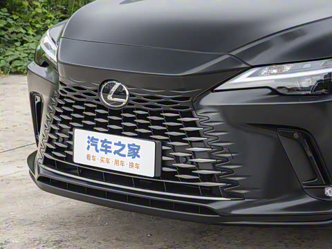 2026�� 300 ����Black Edition