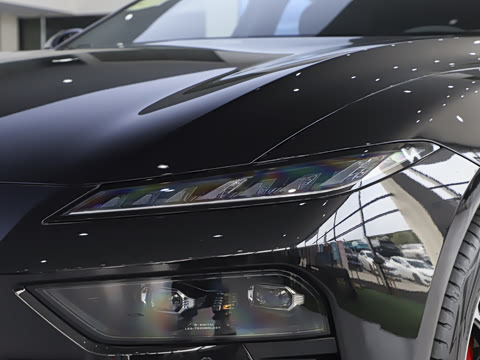 2025�� ���� 650MaxѲ����