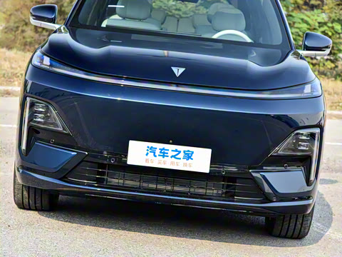 2025�� �Ŀ� ����Max