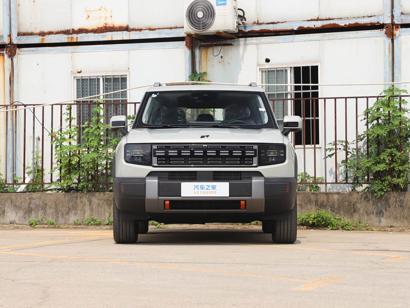 1400x1050_autohomecar__ChxpVWogUMOADHuaADUFETCVRuQ426.jpg