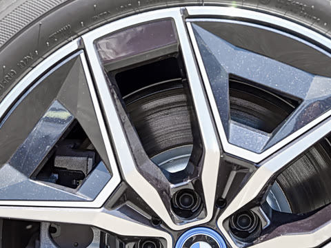 2026�� eDrive 35L M�˶���װ