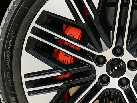 2026�� Ultra+�� 70kWh