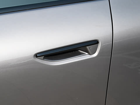 2026�� TFSI quattro 200kW �콢��