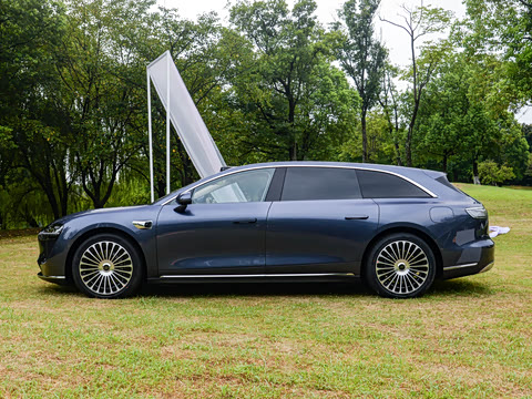 2025�� ���� Ultra��������