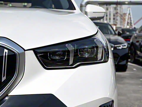 2026�� eDrive 40L M�˶���װ