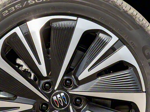 2025�� ������