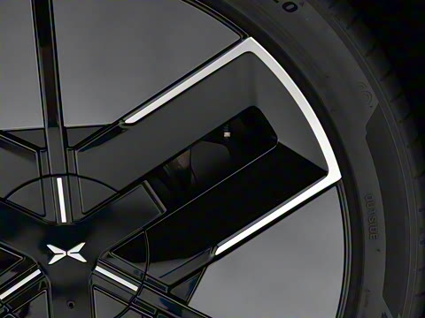 2025�� 820 �������� Ultra