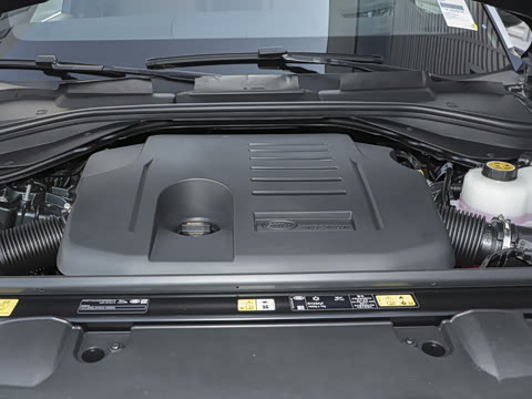 2026�� 3.0 L6 400PS AB�����