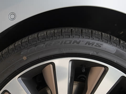 2026�� 4.4 V8 SV����� ����
