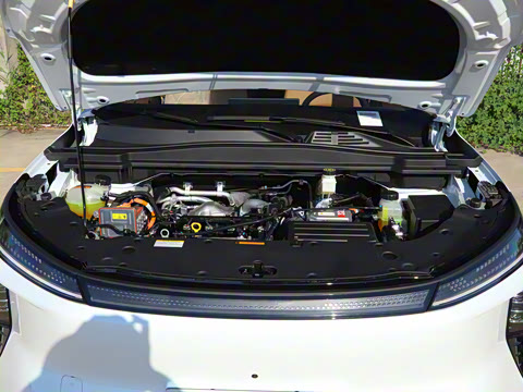 2025�� 185KM�����