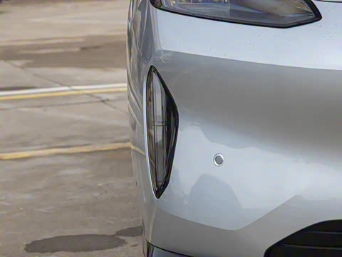 2025�� 670 Max��