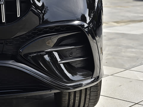 2026�� AMG GLE 53 4MATIC+