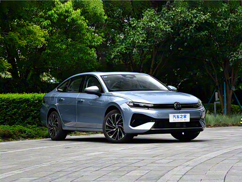 2026�� L 300TSI DSG ������