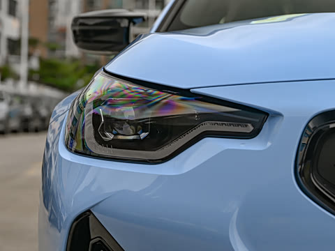 2026�� M240i xDrive