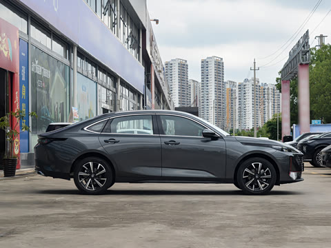 2026�� 1.5T �����