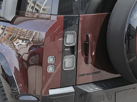 2026�� 110 3.0T P400 �����ر��