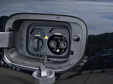 2025�� ����Ultra+����������