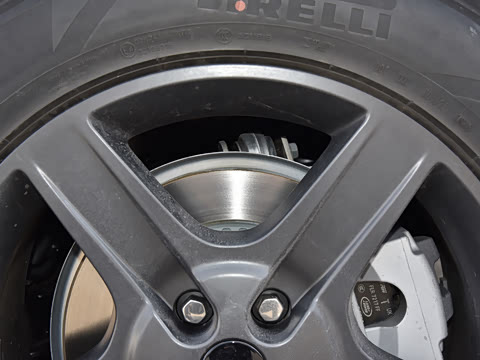 2026�� 110 3.0T P400 X-Dynamic SE