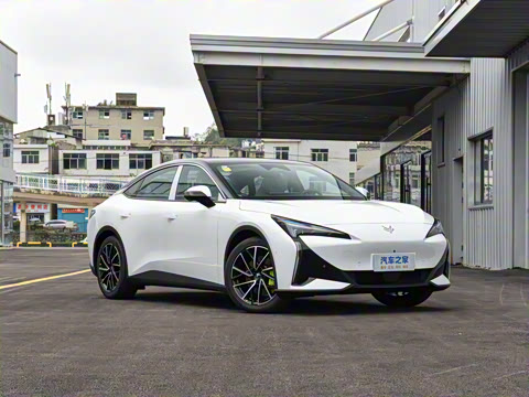 2025�� �Ŀ� 560MAX 185kW