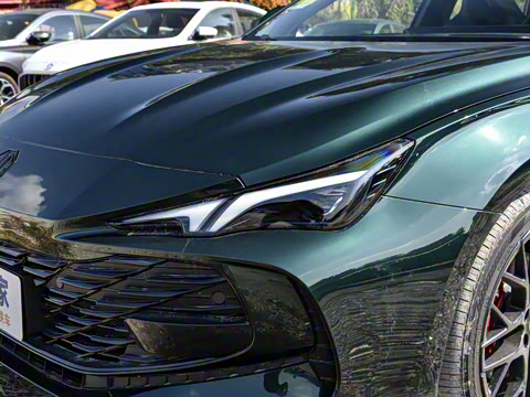 2026�� 2.0T Trophy+ �����˶���