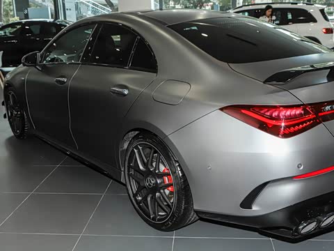 2025�� AMG CLA 45 S 4MATIC+
