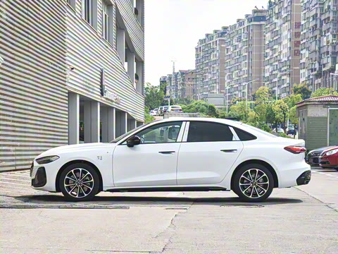 2026�� 2.0T �˶���