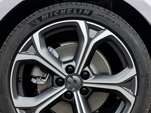 2026�� 100kWh Touring