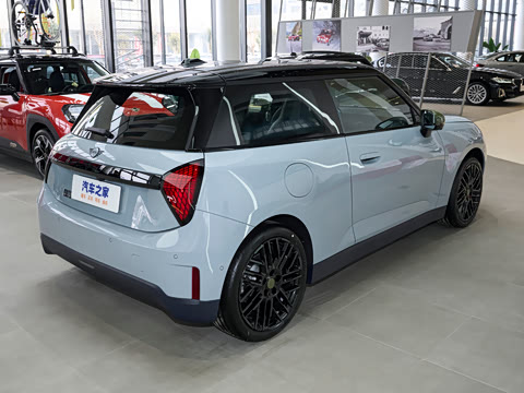 2025�� PAUL SMITH ���ʦ��