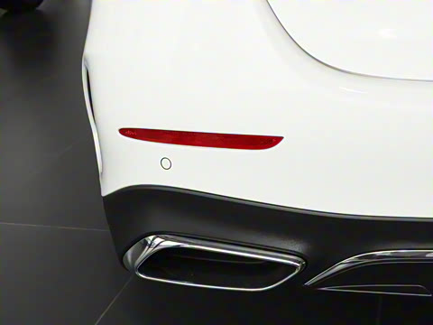 2024�� E 350 e L ���ʽ��϶����˶��γ�