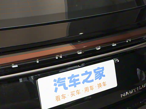 2026�� 2.0T ����������