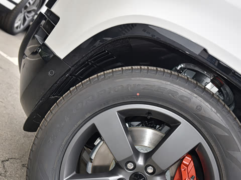 2026�� 110 3.0T P400 X