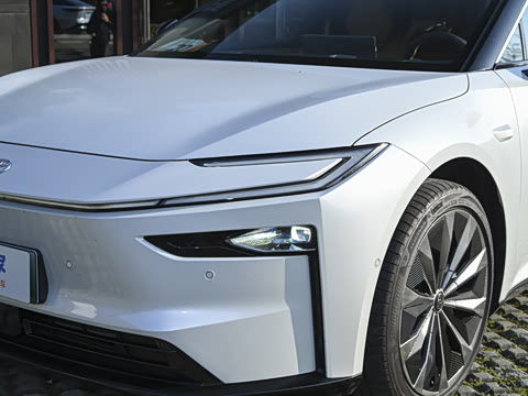 2026�� 710 Ultra�����״��