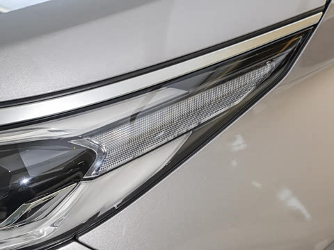 2026�� 2.5L ˫������������