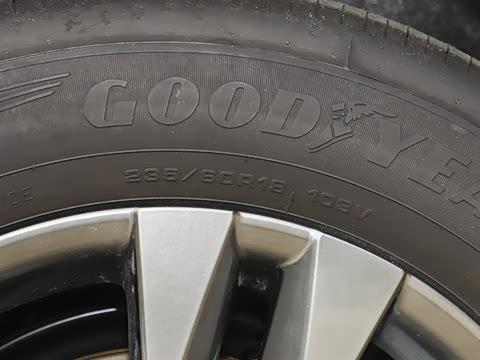 2026�� 2.5L ����׿��318��