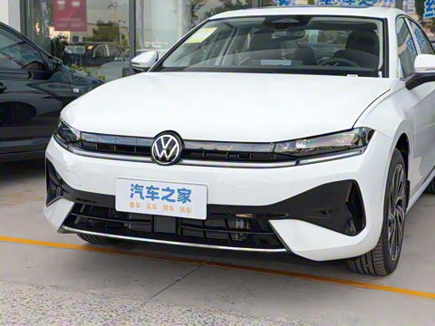 2026�� L 300TSI DSG ������