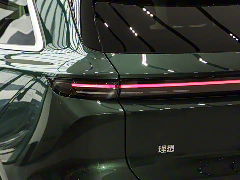 2025�� Pro ���ܻ��°�