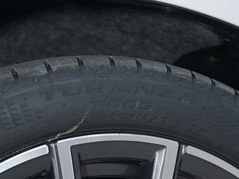 2026�� 325Li M�˶���װ