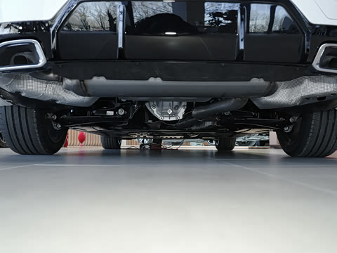 2026�� 325Li M�˶���װ