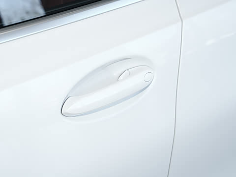 2026�� 325Li M�˶���װ