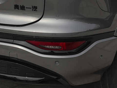 2026�� quattro Ǭ���Ǽݰ�