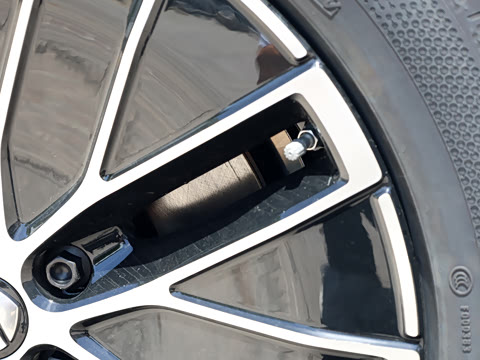 2026�� 1810 Max
