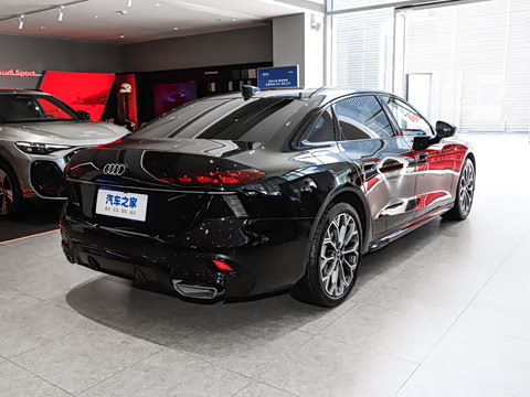 2026�� 2.0T quattro ����������