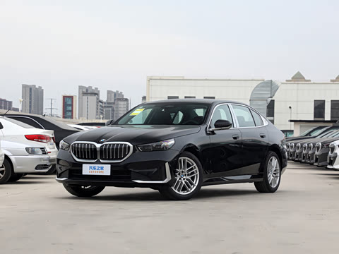 2026�� �Ŀ� 525Li ������װ
