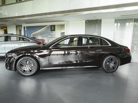 2026�� �Ŀ� E 260 L
