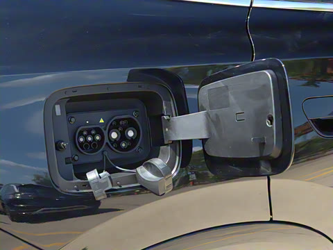 2025�� 185KM�����