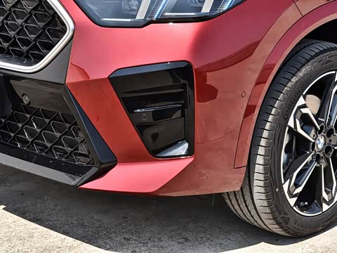 2026�� sDrive25i M�˶���װ