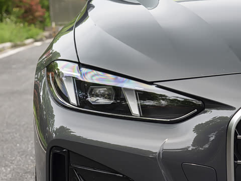 2026�� 425i Gran Coupe M�˶���װ
