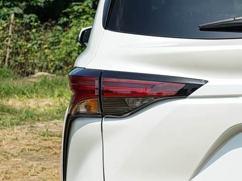 2026�� 2.5L ˫������������